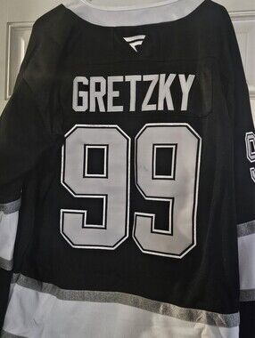 Wayne Gretzky #99 Black Hockey Jersey